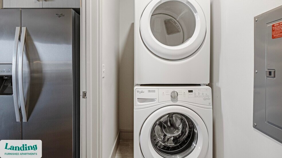 Building Photo - 1414 Wood Hollow Dr