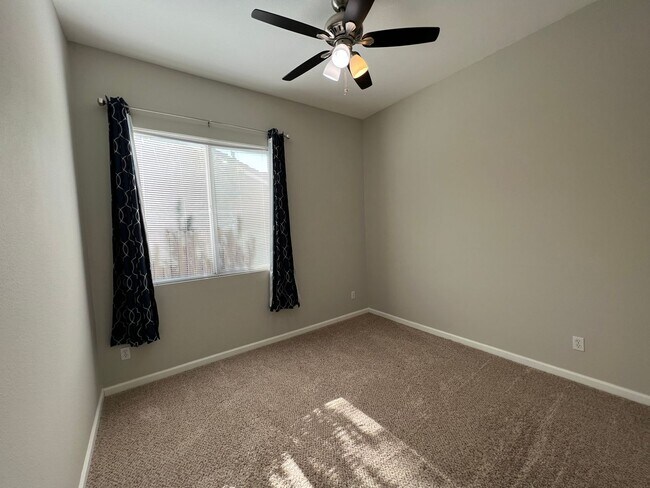 Building Photo - Livingston: $2450 3 Bedroom 2 Bathroom Sin...