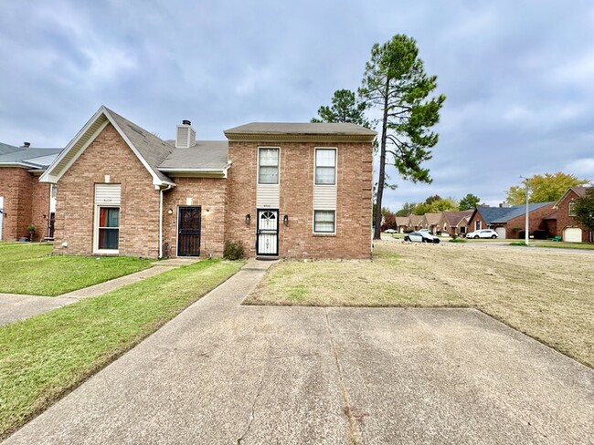 Building Photo - 6338 Kirby Downs Dr