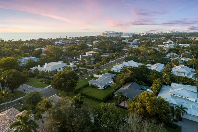 Building Photo - 339 4th Ave N