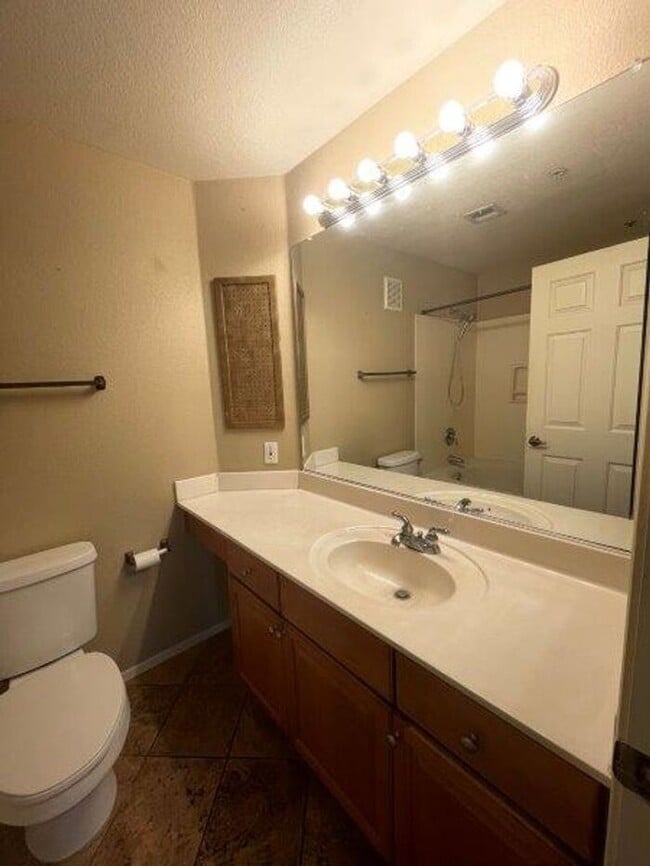 Building Photo - 431 W Rio Salado Pkwy #301 - Regatta. Pointe