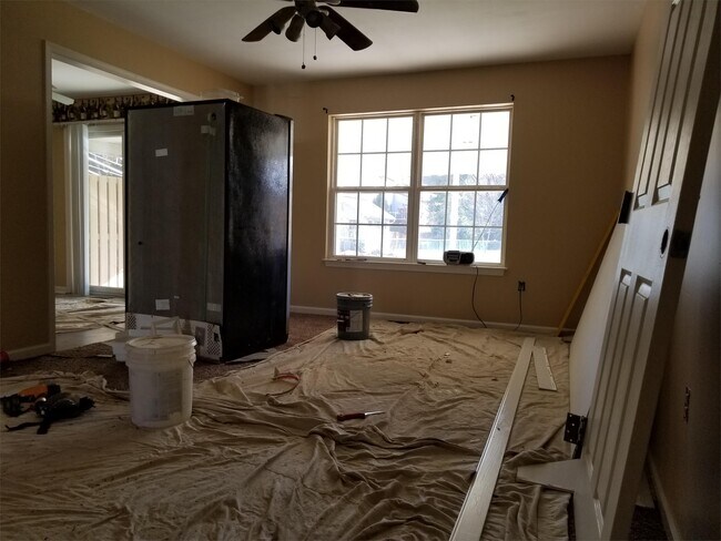 Building Photo - 420 Cherry Ln