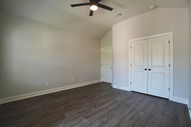 Building Photo - 2209 Milan Meadows Dr