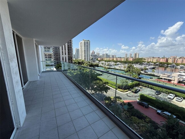 Building Photo - 19707 Turnberry Way