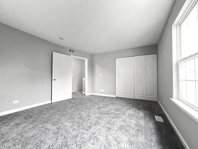 Building Photo - 1542 Shelby court