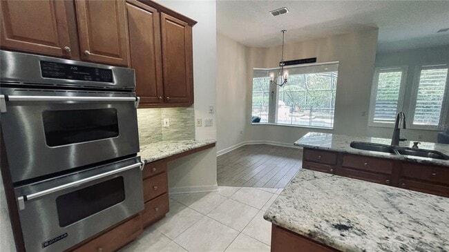 Building Photo - 1250 Glenheather Dr