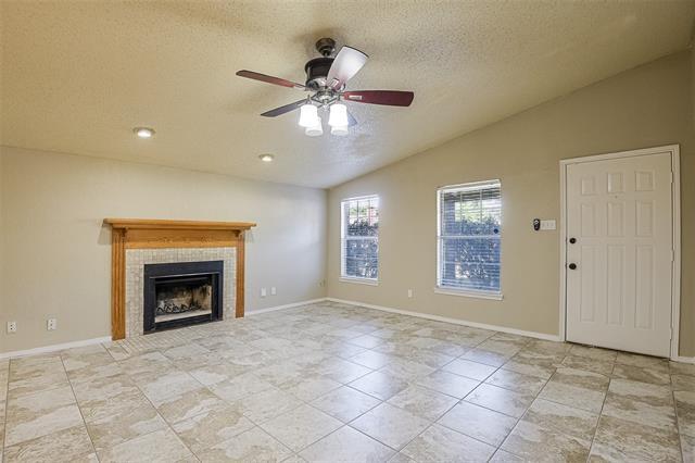 Building Photo - 5301 Carpenter Dr