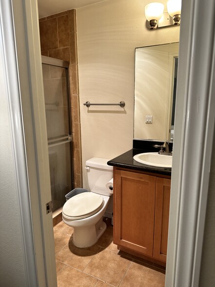 Building Photo - 5540 Lindo Paseo