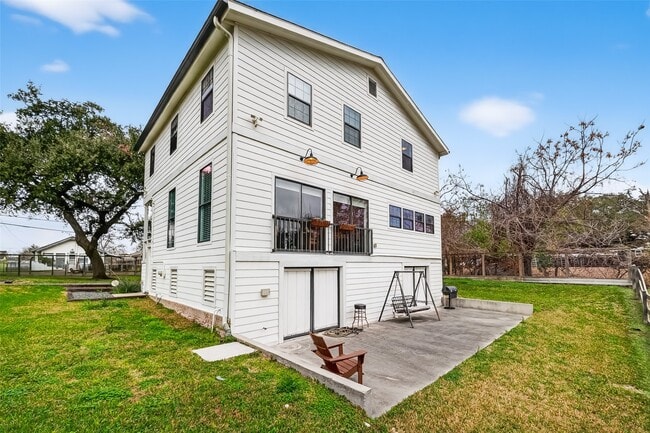 Building Photo - 1808 Tabor St