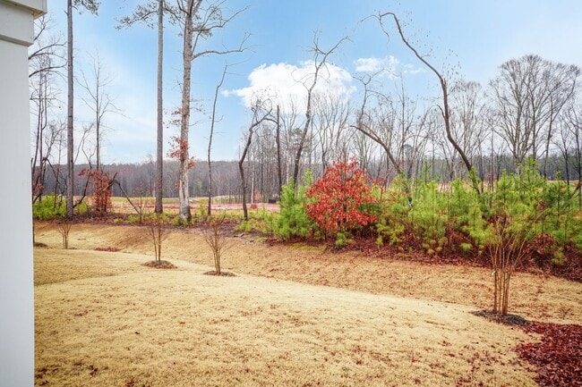 Building Photo - Move In Ready Three Bedroom Home!