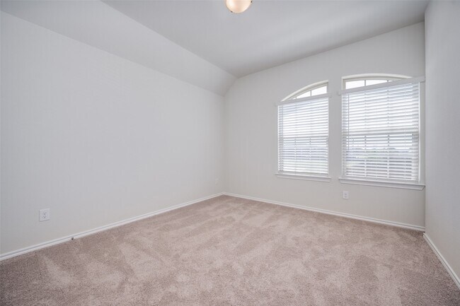 Building Photo - 4601 Avion Dr