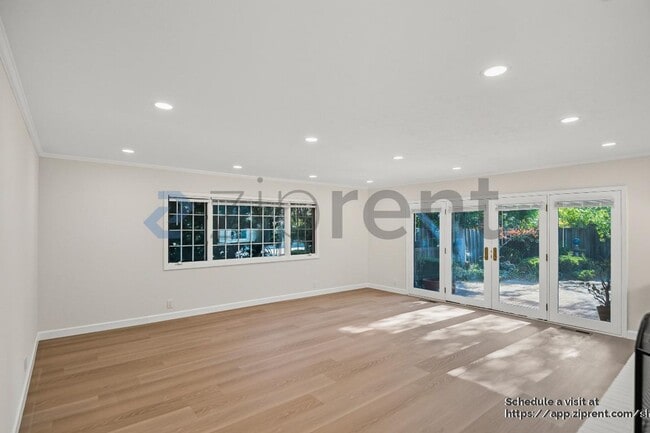 Building Photo - 14927 Jerries Dr