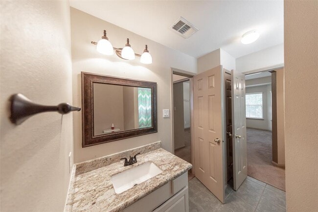 Building Photo - 203 Jewel Park Ln