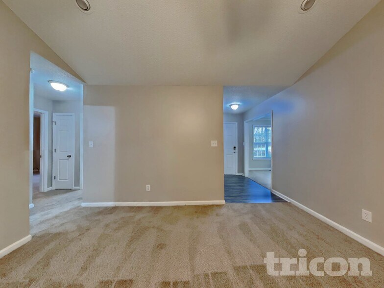 Building Photo - 76 Wild Oaks Ct