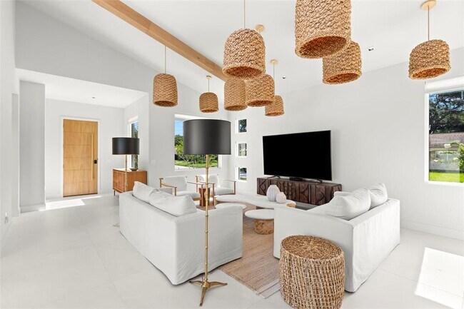 Building Photo - 150 51st St N