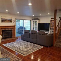 Building Photo - 15 Colebrook Ct