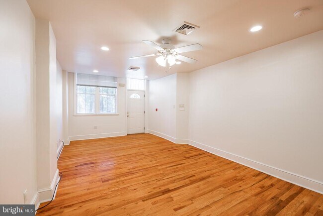 Building Photo - 1510 Fairmount Ave