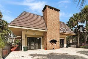 Building Photo - 3984 Versailles Dr