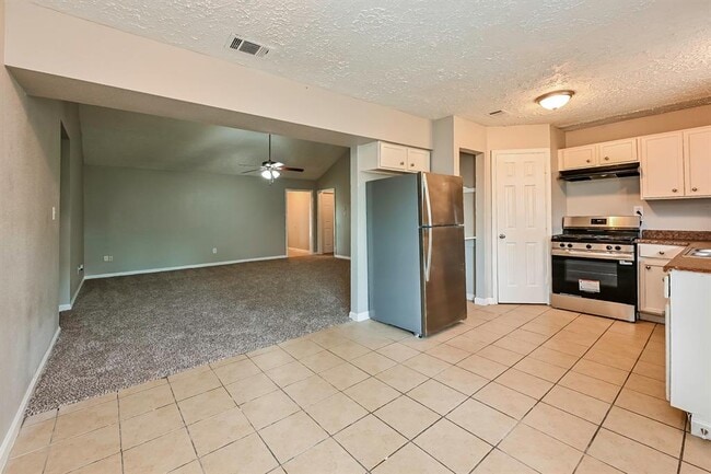 Building Photo - 8519 Avington Rd