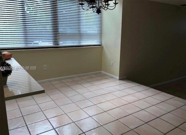 Building Photo - 3089 NE 183rd Ln