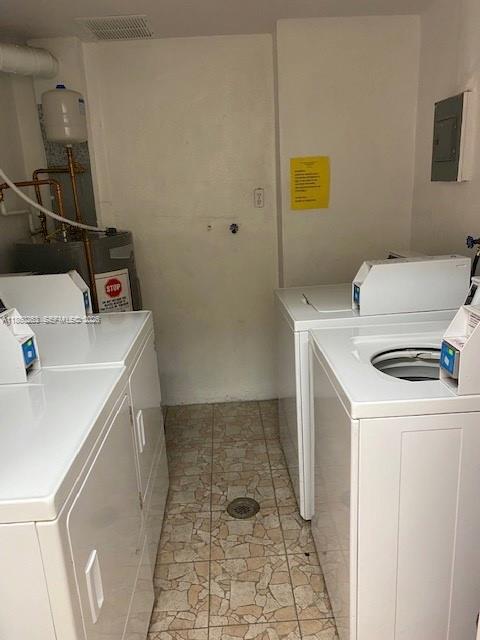 Building Photo - 215 SE 3rd Ave