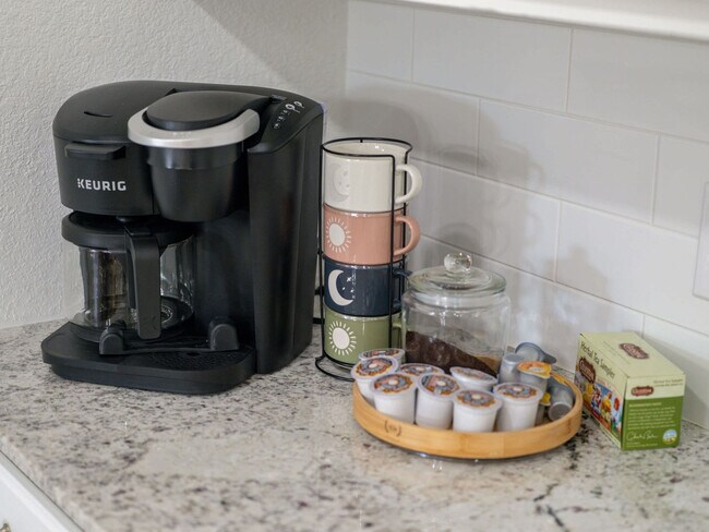 Building Photo - 1 Iris Way