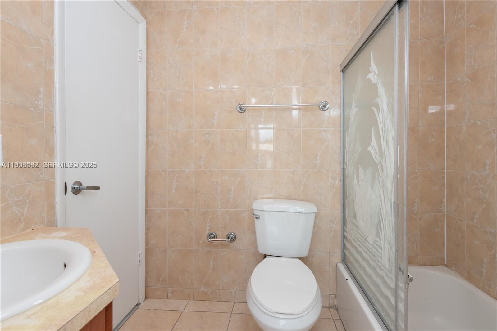 Building Photo - 141 NW 43rd Pl