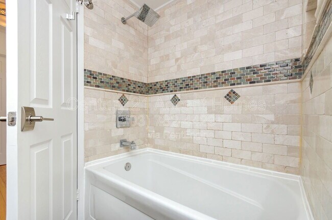 Building Photo - 3701 S George Mason Dr