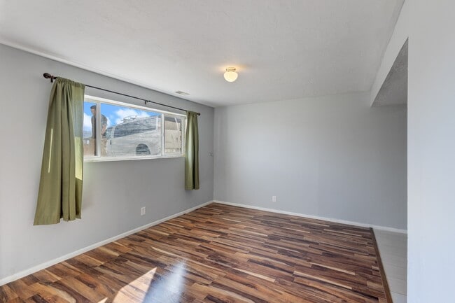 Building Photo - 5436 S 5930 W