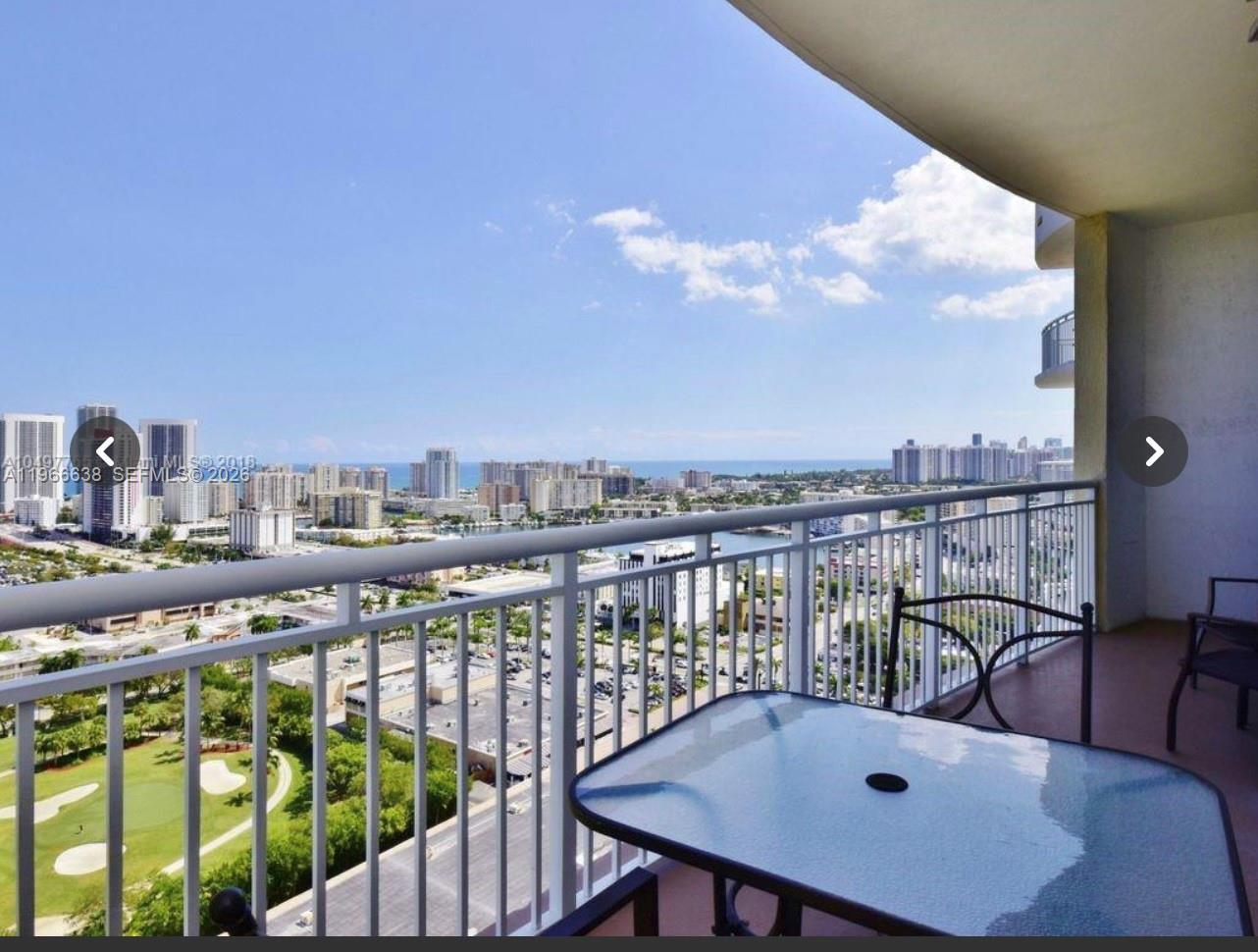 Building Photo - 1755 E Hallandale Beach Blvd