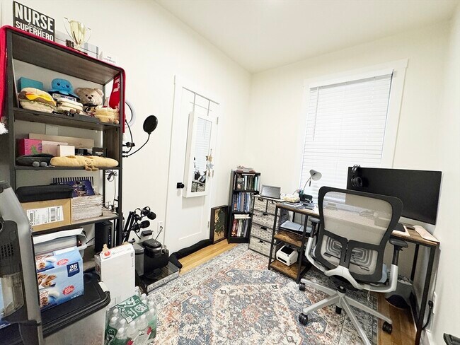 Building Photo - 77 Princeton St