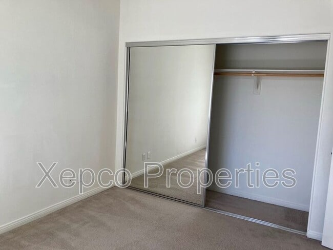 Building Photo - 79910 Bethpage Ave