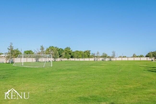 Building Photo - Coming Soon!