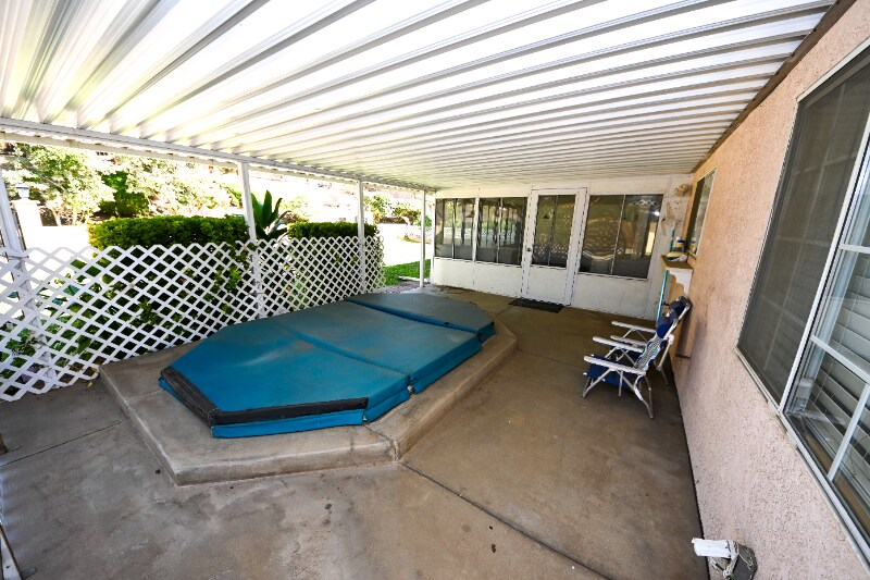 Building Photo - 25708 Oak Ct