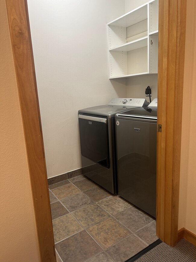 Laundry room - 5910 Monona Dr