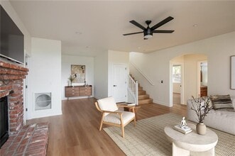 Building Photo - 1477 Sequoia Dr