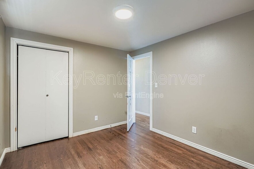 Building Photo - 6020 Wolff St