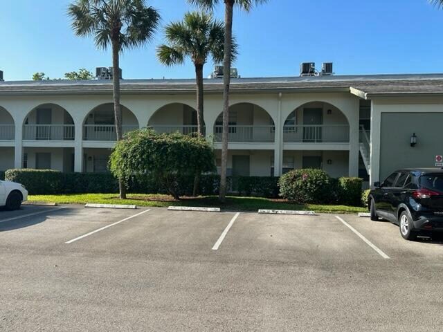Building Photo - 1204 Bahama Bend