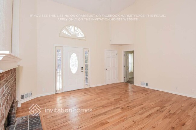 Building Photo - 5446 Pinedale Cir