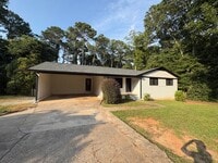 Building Photo - 1055 College Station Rd