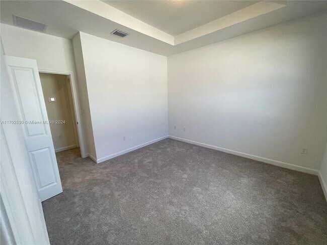 Building Photo - 12851 SW 232 LANE