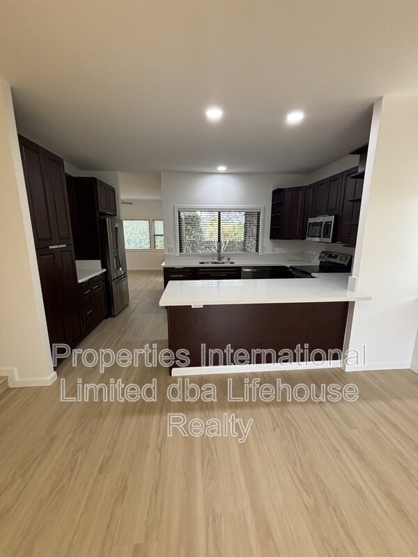 Building Photo - 95-797-797 Lanipaa St