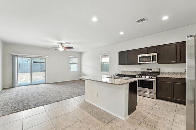 Building Photo - Rare Find! Spacious 3-Bed, 2-Bath + 3-Car ...