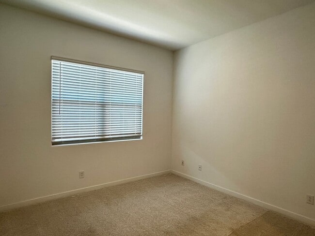 Building Photo - ALL UTILITIES INCLUDED CHANDLER CASITA W/ ...