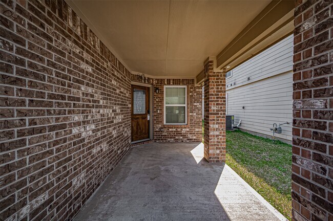 Building Photo - 3519 Yasmine Ranch Dr