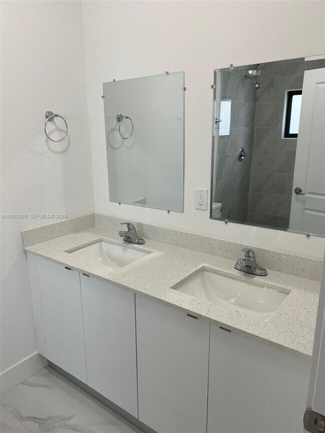 Building Photo - 11982 SW 213th St