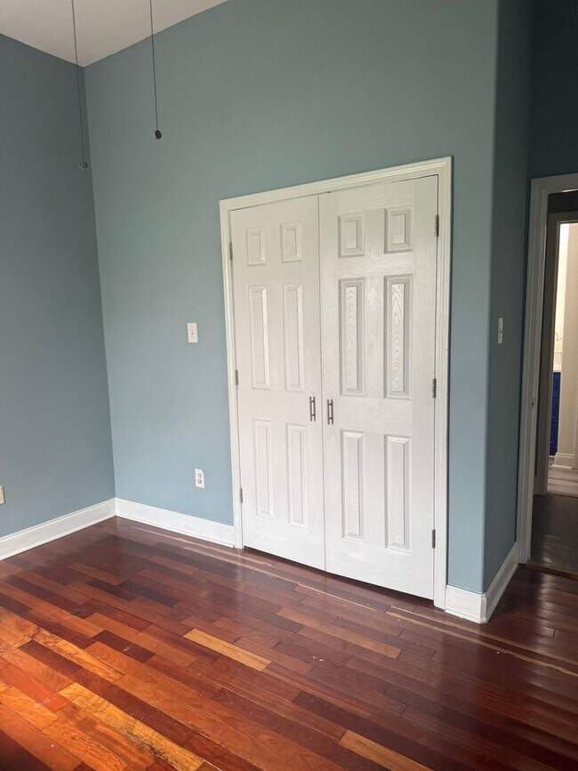 Building Photo - Charming 4BR House in New Orleans