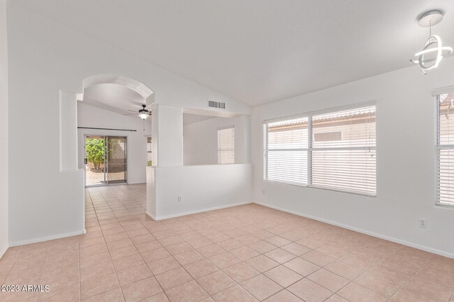 Building Photo - 4354 E Campo Bello Dr