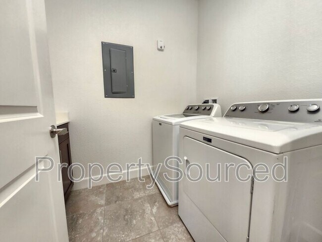 Building Photo - 17894 Amador Dr
