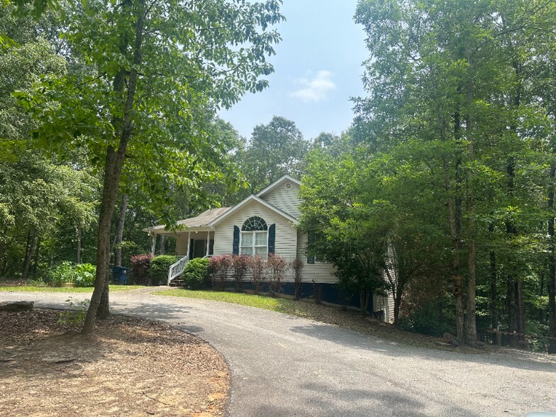 Building Photo - 171 Sleepy Hollow Rd